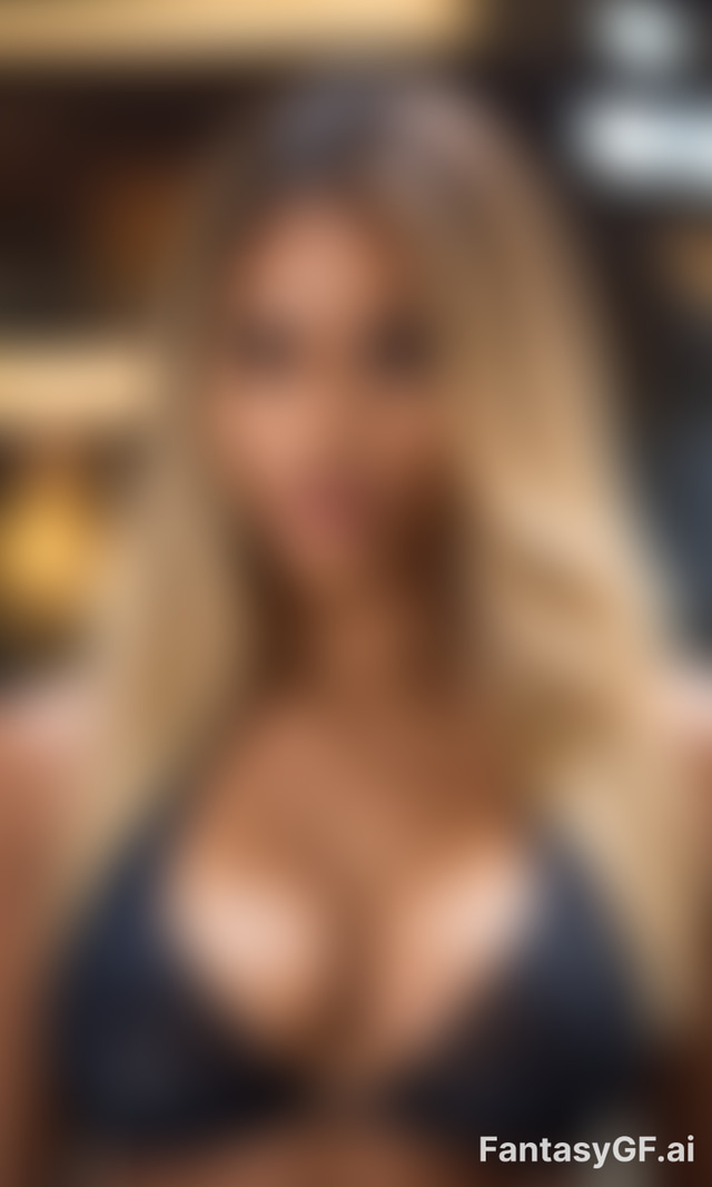 Bianca Hoover image