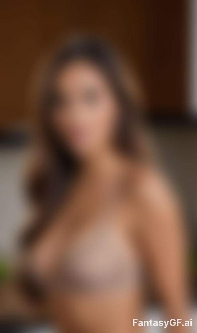Emma Carlson image
