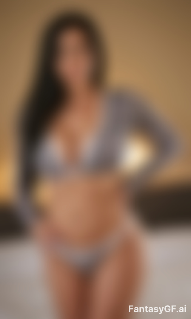 Litzy Cameron image