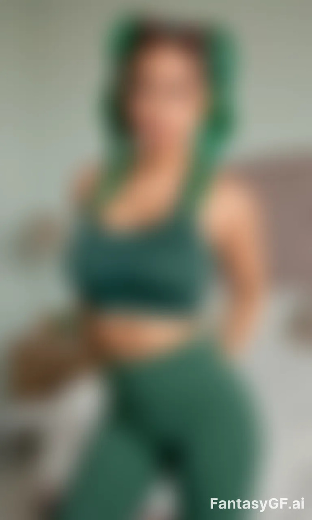 Emily Moore image