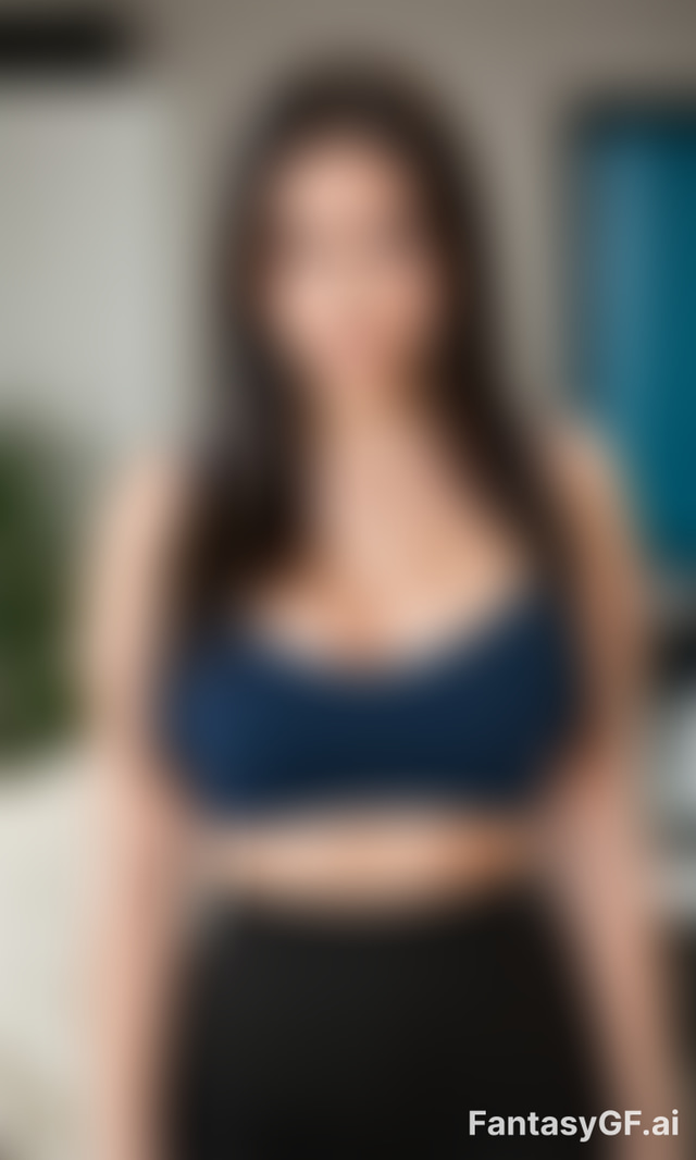India Holt image