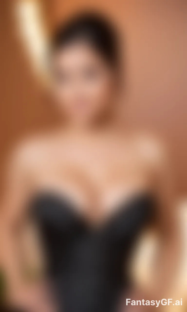 Alondra Carey image
