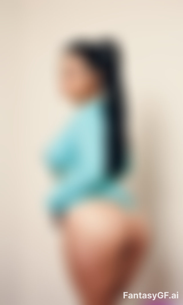 Shayna Macias image