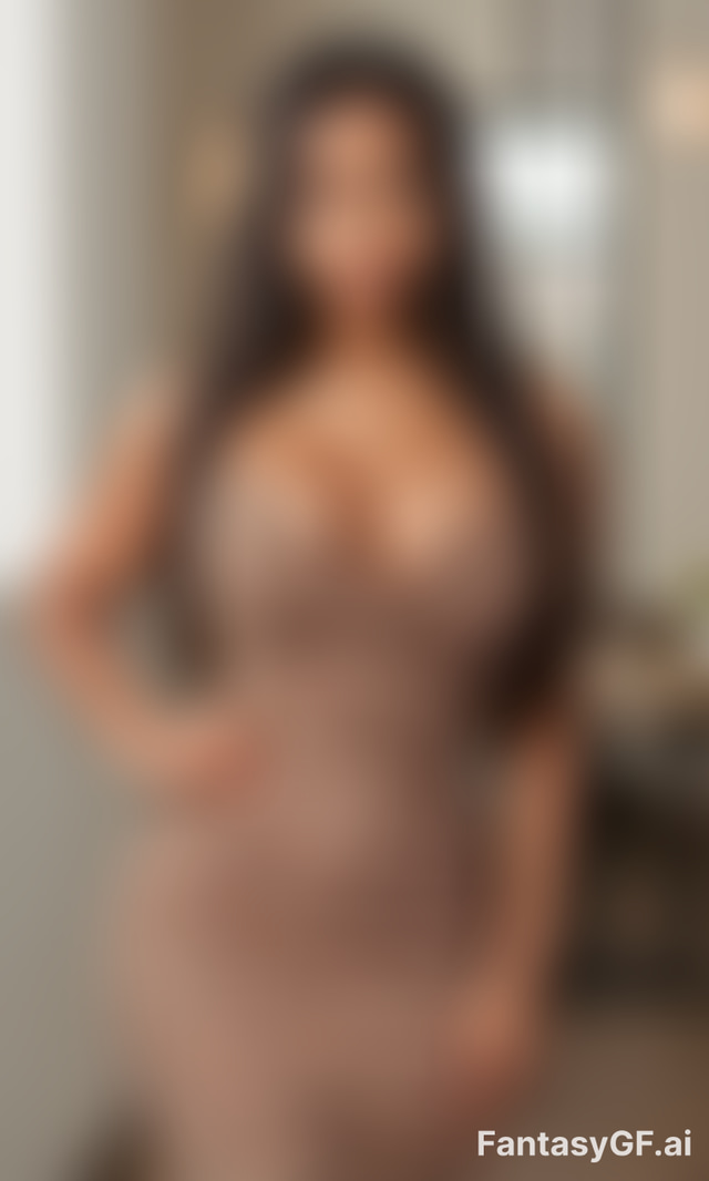 Adriana Curry image