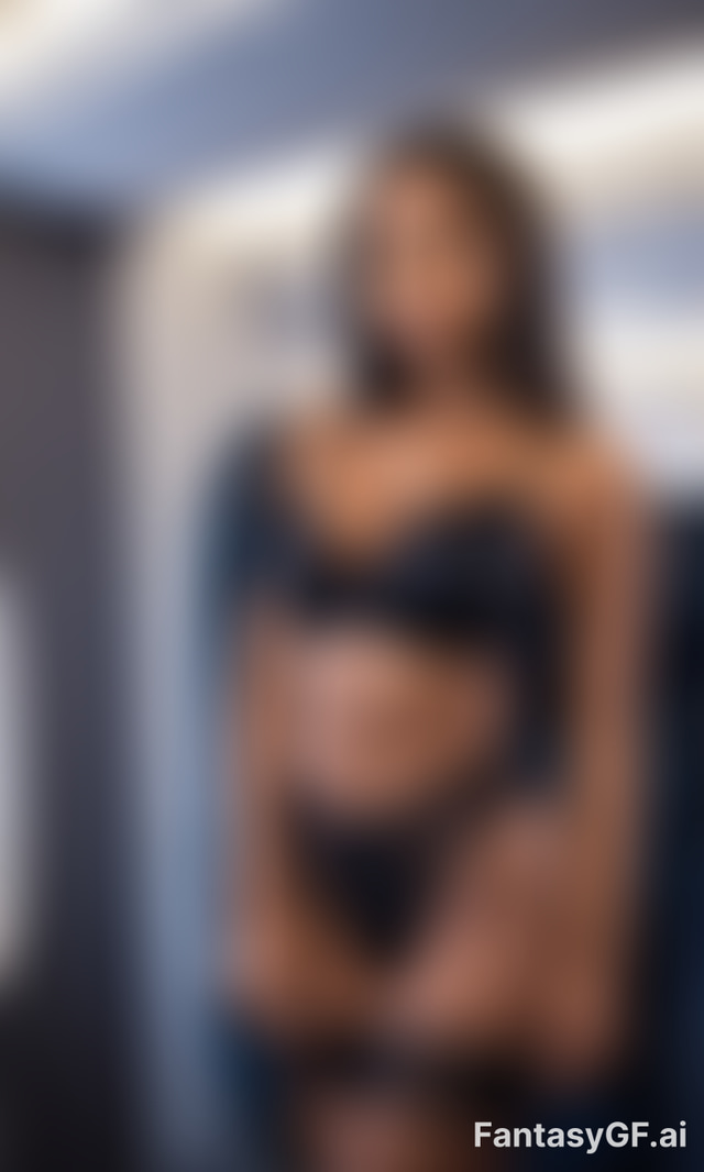 Britney Hunt image