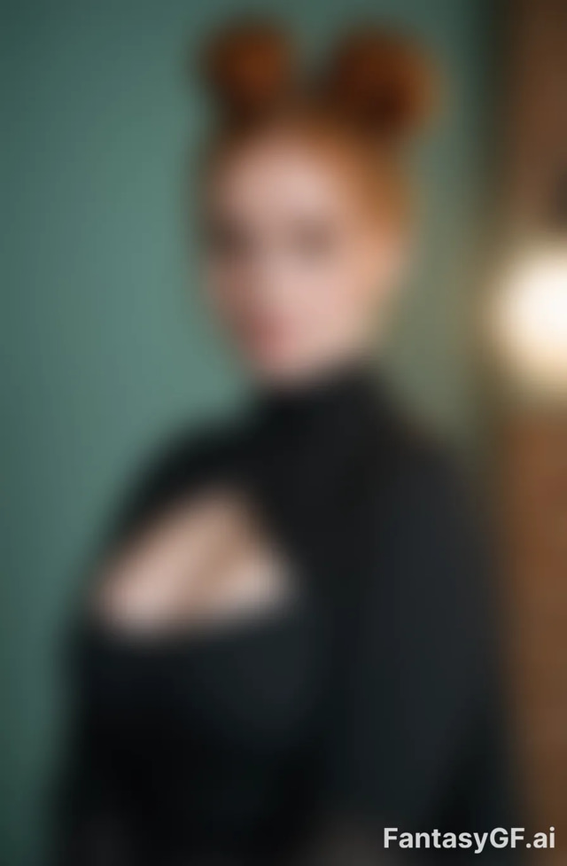 Maggie Velasquez image