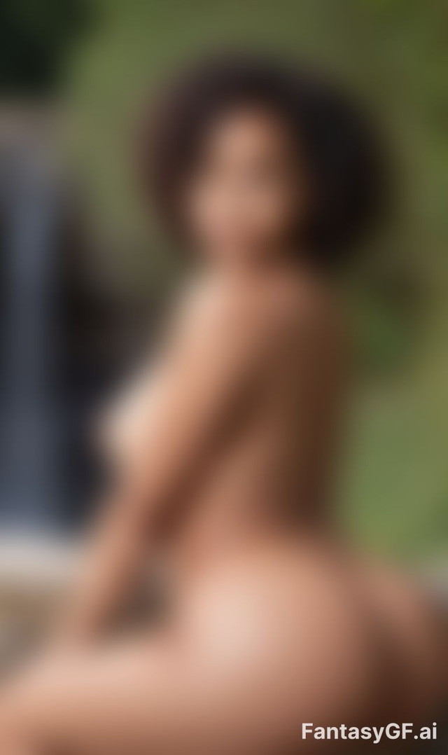 Layla Scott image