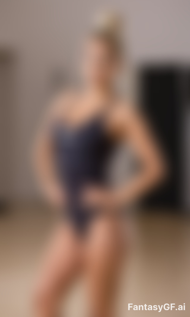 Elena Mcguire image