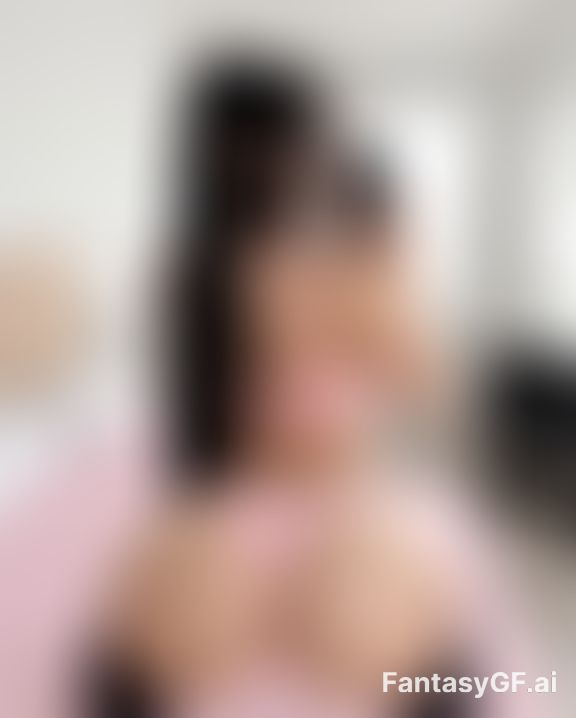 Taylor Pham image