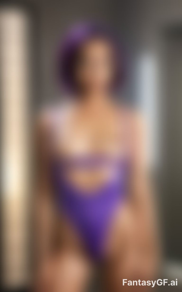 Gina Randall image