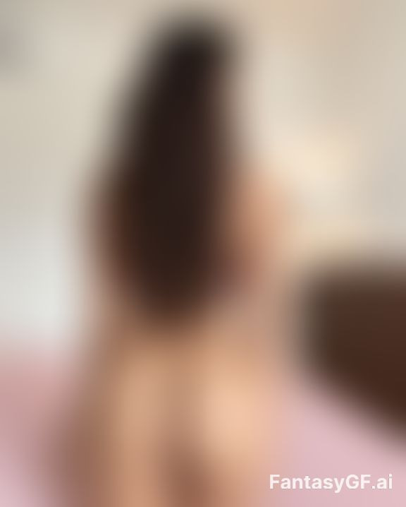 Alannah Lozano image
