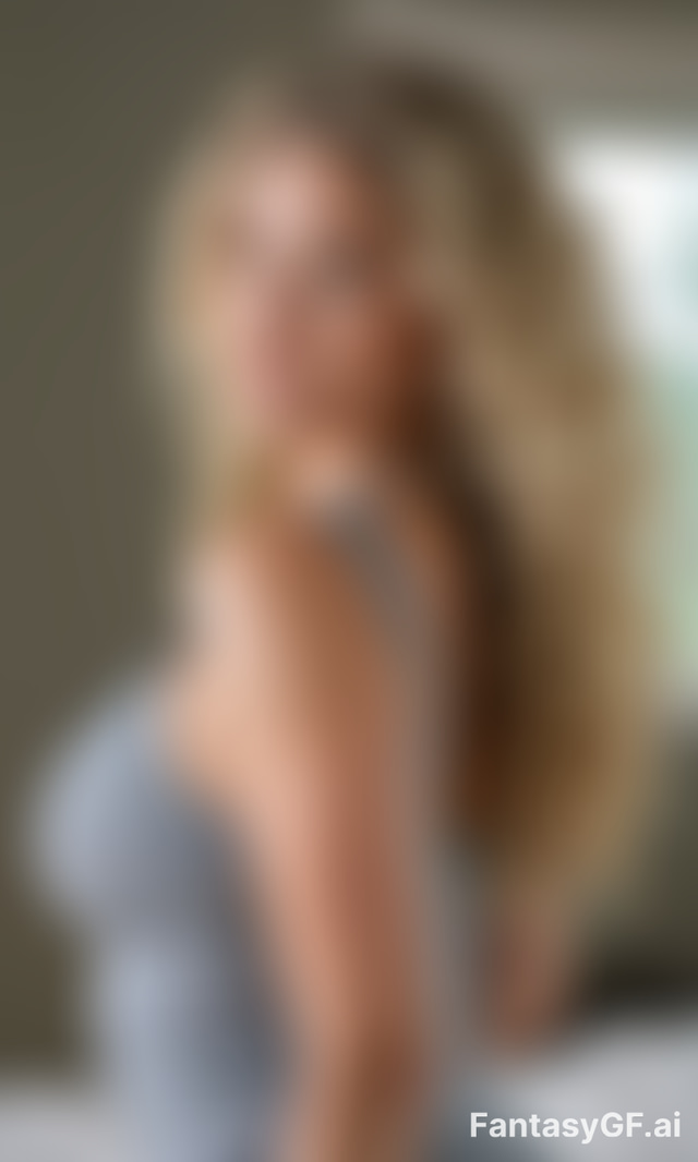 Jordyn Holmes image