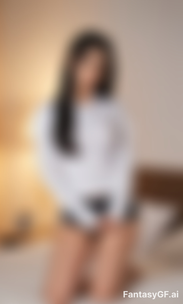 Kinsley Holden image