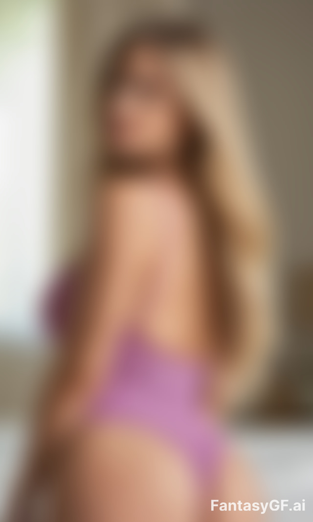 Julianne Sims image
