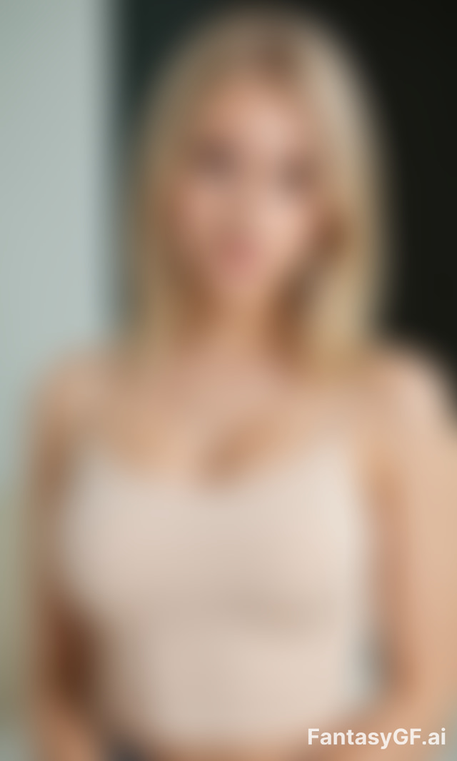 Alexia Hays image